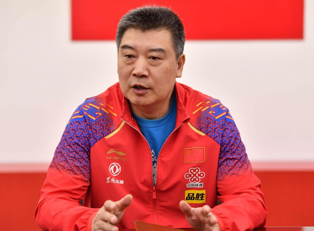 李隼教练的铁血与温情:中国女乒备战巴黎奥运会的幕后英雄.